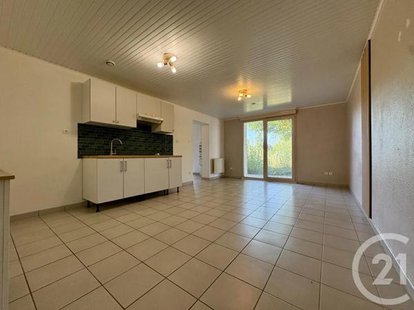 Appartement T4 à vendre  4 pièces - 106 m 2   LE PONT DE BEAUVOISIN  - 38