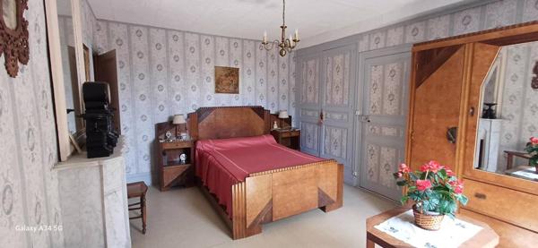 Maison de caractère de 1885, un bien unique, empreint d'histoire et de charme au coeur de Lézinnes 89160 : 167m2 habitable