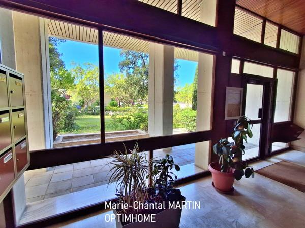 Appartement 13008 Marseille de T4 lumineux avec balcon et vue mer – confort, calme