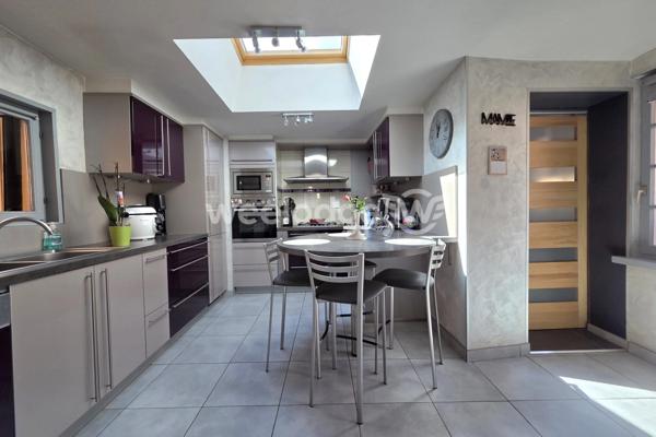 Maison à vendre 7 pièces de 165 m² à Hautmont