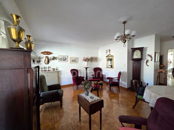 Appartement à vendre 85 M2 pièces MARSEILLE 5EME ARRONDISSEMENT (13)
