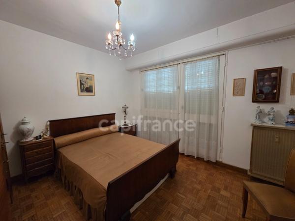 Appartement à vendre 85 M2 pièces MARSEILLE 5EME ARRONDISSEMENT (13)