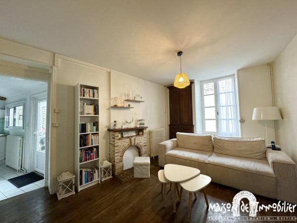 Location Maison de ville - 5 pièces - 104m² - COGNAC Vieux Cognac