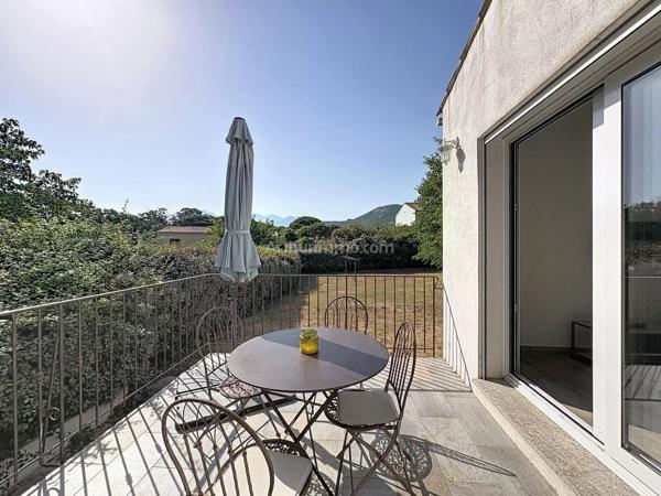 Vente                                                      Propriété
                        
                     9 pièces                      319 m2                     à Calvi
