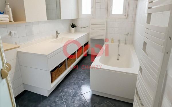Maison à vendre    3 pièces • 115,91 m2 Livry-Gargan