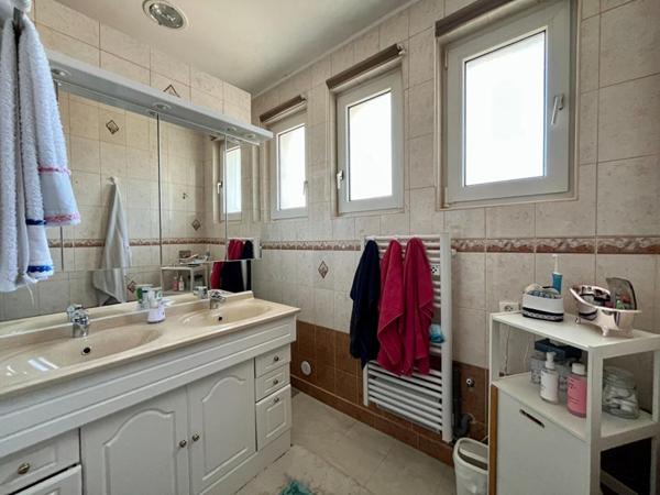 Maison T8 (investisseur) de 207 m² - Boé