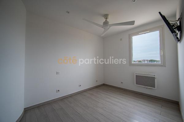 Vente
                Appartement69,66 m² - 3 Pièces -
                    NARBONNE (11100)