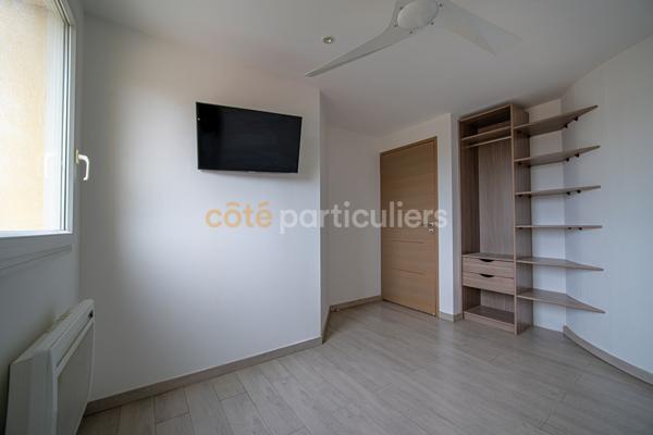 Vente
                Appartement69,66 m² - 3 Pièces -
                    NARBONNE (11100)