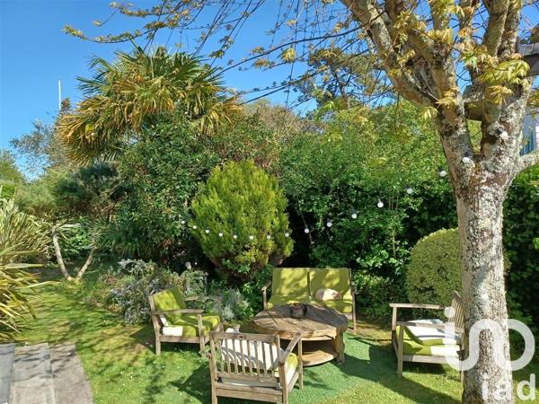 Maison 8 pièces de 171 m² à Vaux-sur-Mer (17640)