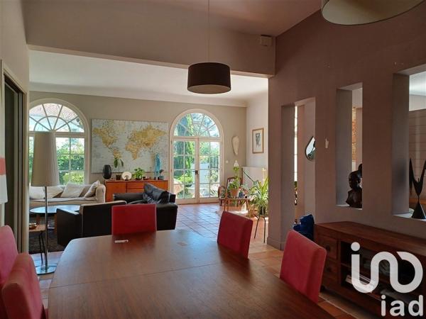 Maison 8 pièces de 171 m² à Vaux-sur-Mer (17640)