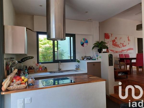 Maison 8 pièces de 171 m² à Vaux-sur-Mer (17640)