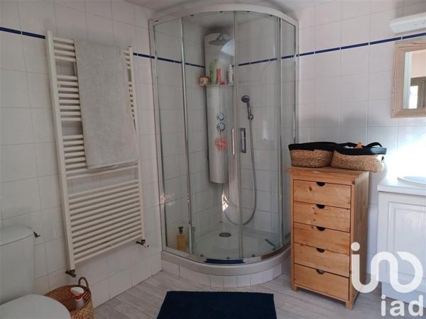 Maison 8 pièces de 171 m² à Vaux-sur-Mer (17640)