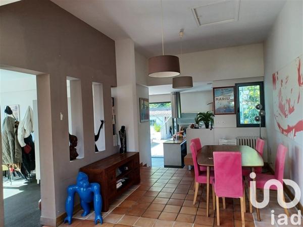 Maison 8 pièces de 171 m² à Vaux-sur-Mer (17640)