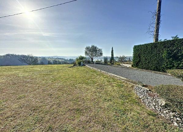 Maison à louer  4 pièces • 245 m2 Arzacq-Arraziguet