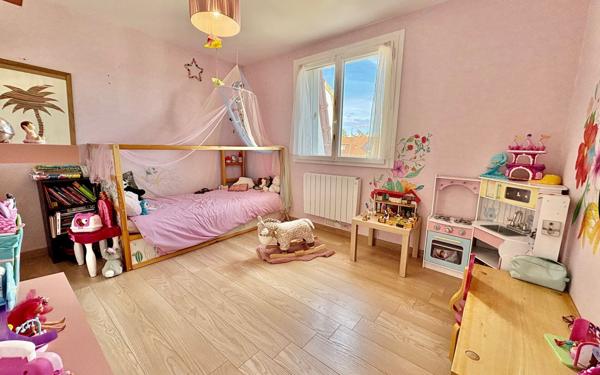Maison à vendre    5 pièces • 97,27 m2 Bondoufle