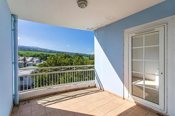 Appartement à vendre 2 pièces 63m² Le Tampon (97430)