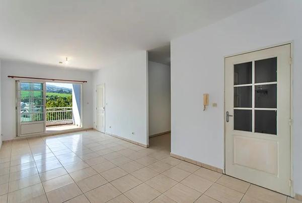 Appartement à vendre 2 pièces 63m² Le Tampon (97430)