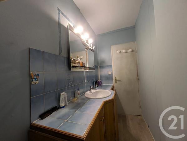 Appartement T3 à vendre  3 pièces - 72,01 m 2   CHAMBERY  - 73