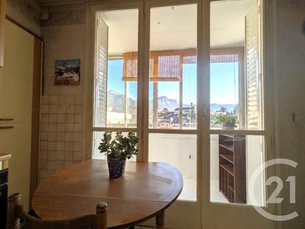 Appartement T3 à vendre  3 pièces - 72,01 m 2   CHAMBERY  - 73