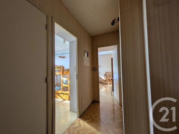 Appartement T3 à vendre  3 pièces - 72,01 m 2   CHAMBERY  - 73