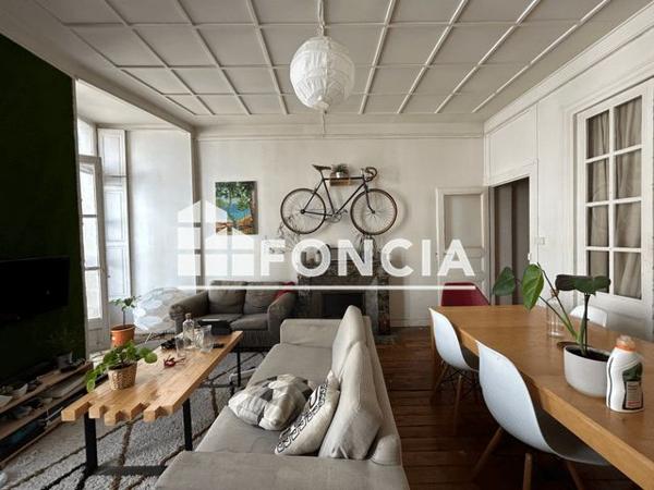 Location Appartement 3 pièces 101.2 m² - 3-5 RUE DU PORT AU VIN Nantes 44000