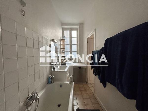 Location Appartement 3 pièces 101.2 m² - 3-5 RUE DU PORT AU VIN Nantes 44000