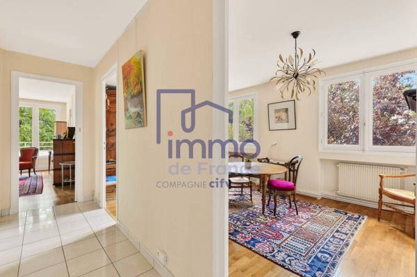 Appartement 4 pièces                                        - 69005 Lyon 5e  Arrondissement Réf : 21756