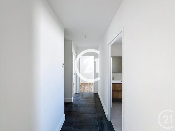 Maison à vendre  4 pièces - 120,50 m2 CHATEAUBERNARD - 16