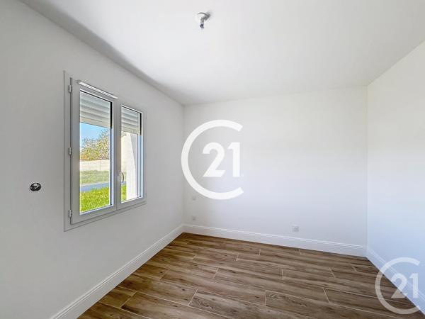 Maison à vendre  4 pièces - 120,50 m2 CHATEAUBERNARD - 16