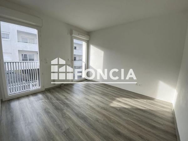 Location Appartement 4 pièces 88.42 m² - 177 RUE DU PAS NOTRE DAME Tours 37100