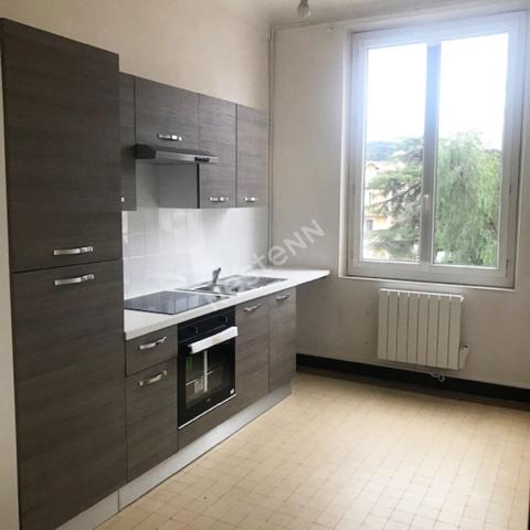 Immeuble Années 30 à Vendre à Toulon - Investissement Idéal