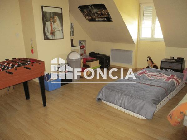 Location Maison 6 pièces 130.12 m² - Auzouer-en-touraine 37110