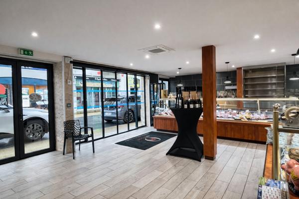 Fonds De Commerce - 180 m²