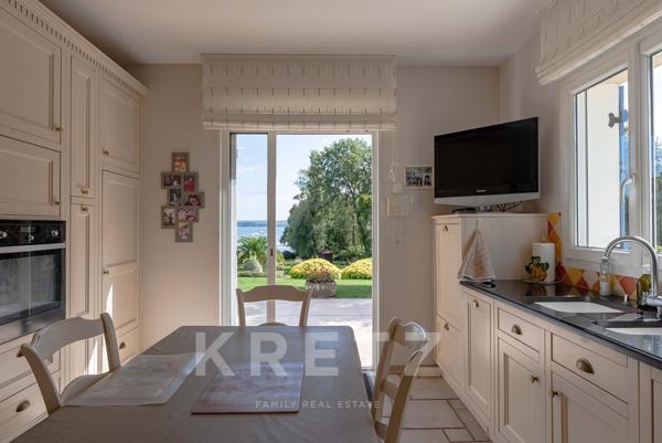 Maison bourgeoise en première ligne avec vue mer à Plougastel