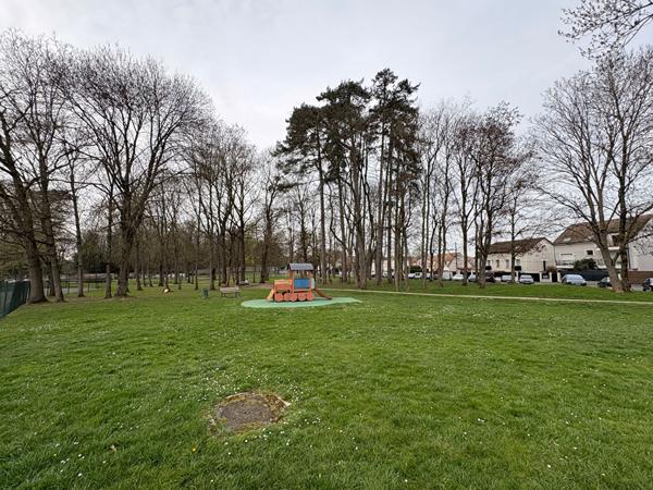 Appartement 2 pièces de 50 m² avec parking et cave - Idéal investisseur - OZOIR LA FERRIERE