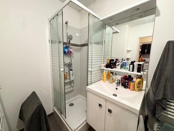 Appartement 2 pièces 42,44 m2 - Ozoir La Ferrière - OZOIR LA FERRIERE