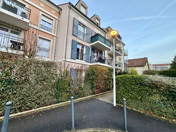 Appartement 2 pièces 42,44 m2 - Ozoir La Ferrière - OZOIR LA FERRIERE