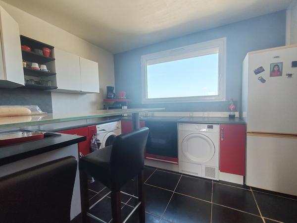 Appartement 74 m2, 4 pièces, 2 chambres, cave