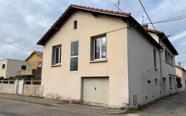 Maison à vendre    3 pièces •  Montélimar