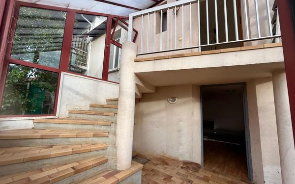 Maison à vendre    3 pièces •  Montélimar