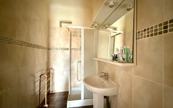 Maison à vendre    3 pièces •  Montélimar