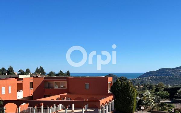 Appartement à vendre    4 pièces • 71 m2 Mandelieu-la-Napoule