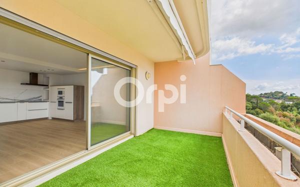 Appartement à vendre    4 pièces • 71 m2 Mandelieu-la-Napoule