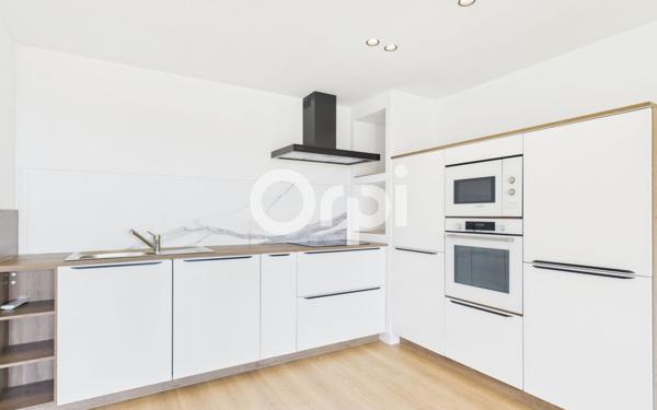 Appartement à vendre    4 pièces • 71 m2 Mandelieu-la-Napoule