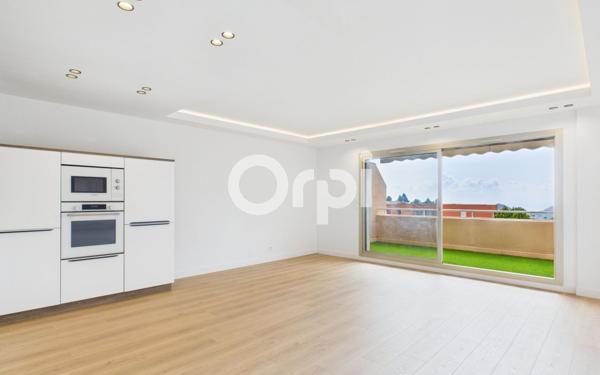 Appartement à vendre    4 pièces • 71 m2 Mandelieu-la-Napoule