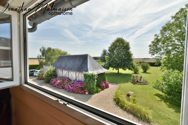 Maison de Caractère avec Dépendances sur une Parcelle Arborée de plus de 3000 m²