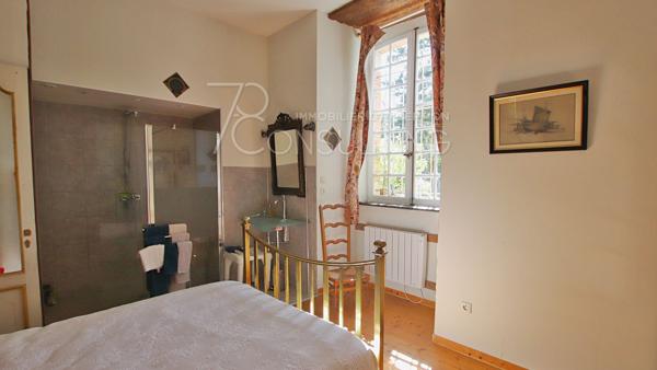 VENTE – MAUVEZIN GERS- CHÂTEAU ET DÉPENDANCES SUR PARC CONSTRUCTIBLE
