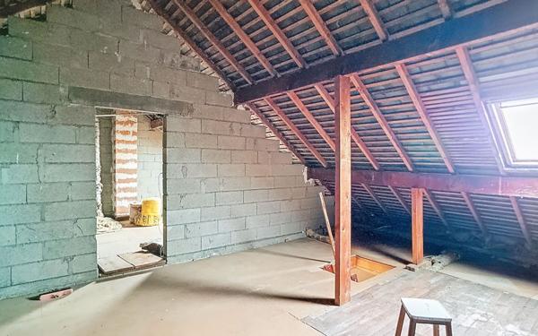 Maison à vendre    3 pièces •  Brain-sur-l'Authion