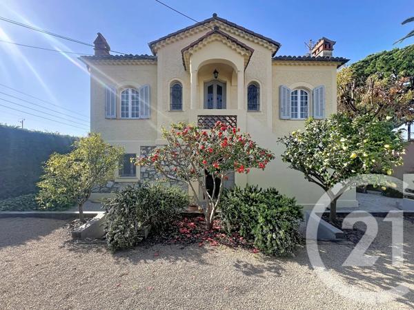 Maison à vendre  7 pièces - 180 m 2   CAGNES SUR MER  - 06