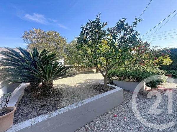 Maison à vendre  7 pièces - 180 m 2   CAGNES SUR MER  - 06